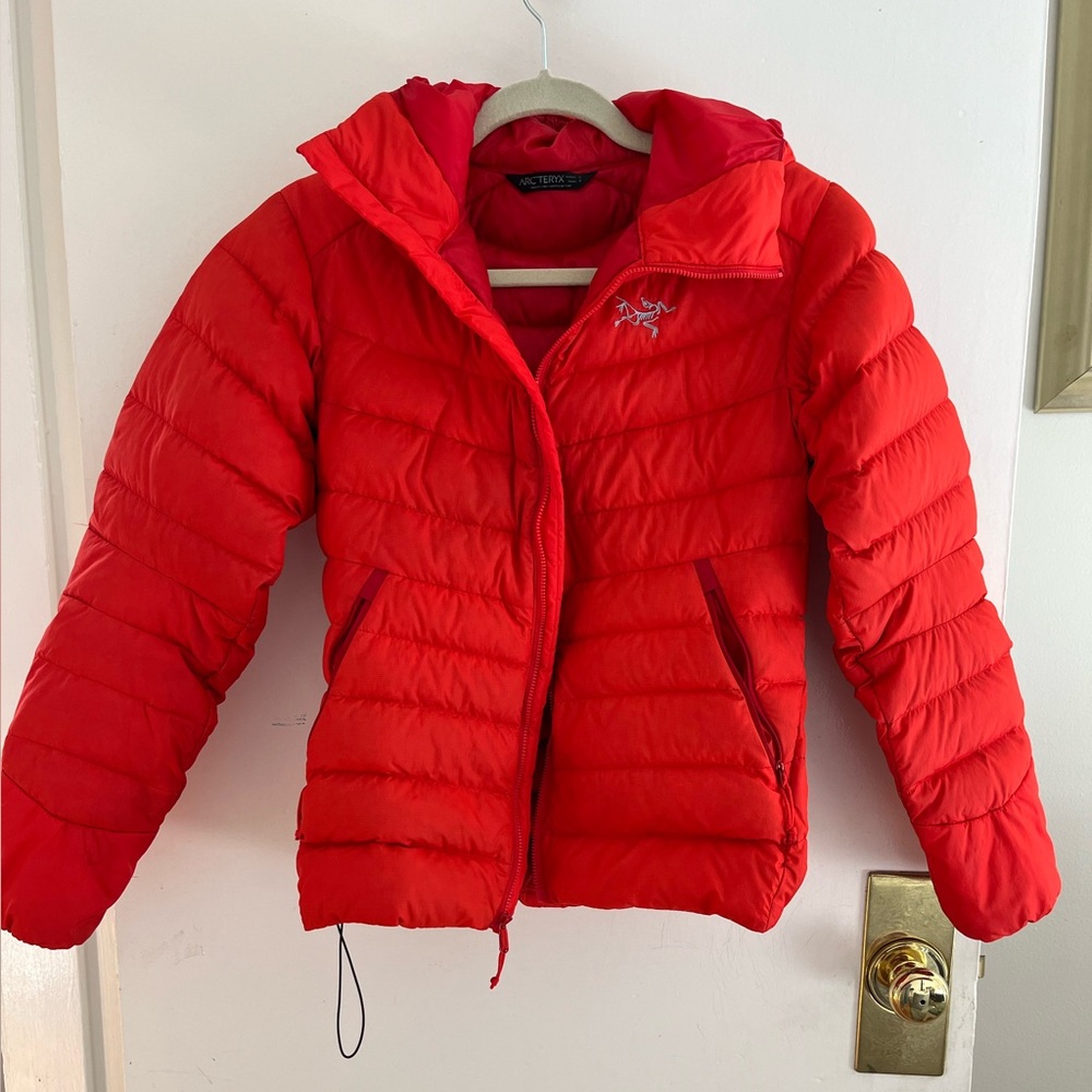 Arc’teryx cerium down mid layer hoodie. Worn only a few times.